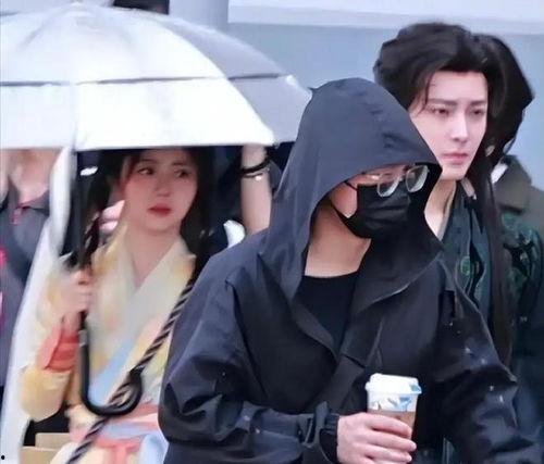 新娱乐八卦爆料视频,揭秘明星幕后故事，独家视频爆料来袭！  第1张